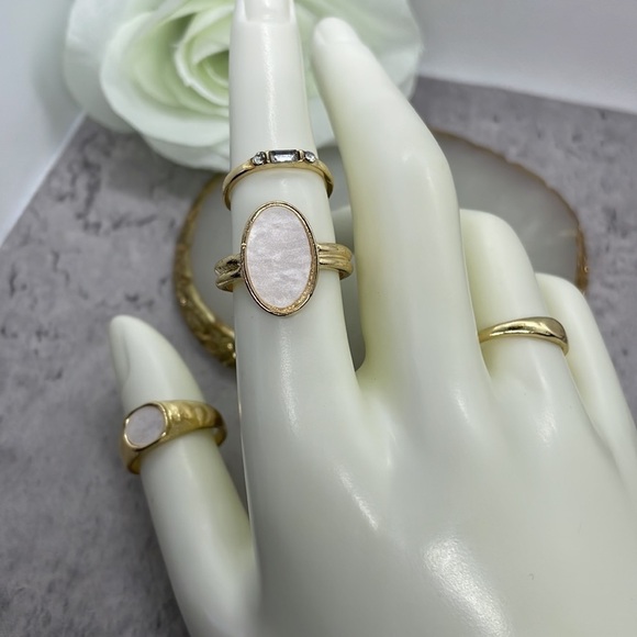 Pearl Stone Geometric Ring Set - Picture 9 of 12